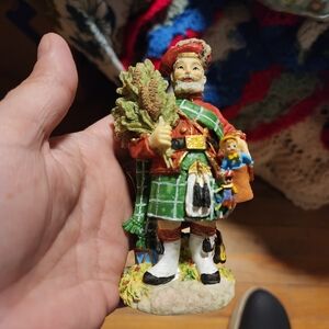Festive Scottish Piper Holiday Figurine